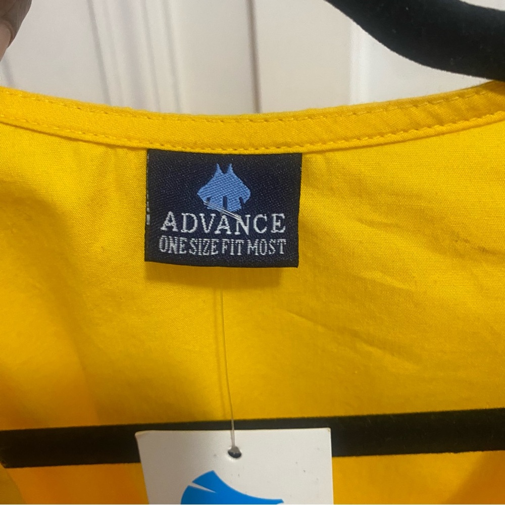 Advance Yellow Top